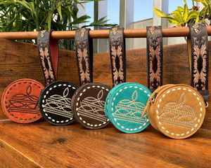 Vente en gros Mini porte-monnaie en cuir suédé de qualité supérieure usiné à la main Pochette à monnaie avec fermeture éclair ronde pour femmes - Product Image 5