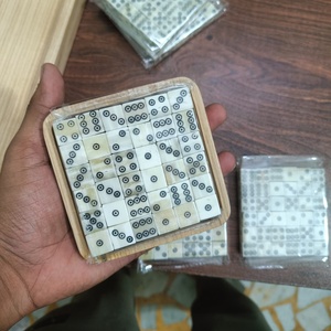 Ensemble de dés de jeu carrés faits à la main en os de vache poli, écologiques et étanches, 36 pièces, pour jeux de société, jeux de rôle de table et collectionneurs - Product Image 3
