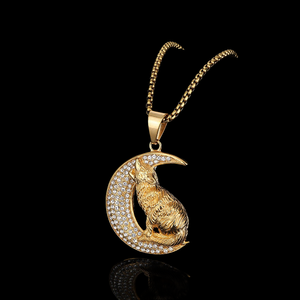 Collar con Colgante de Lobo Uluglialtezando en la Luna, Personalizado |   Colgante de Lobo en Plata de Ley 925 Chapado en Oro con Circonitas |   Joyería de Animales Estilo Hip Hop - Product Image 1