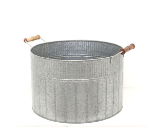 Maceta Decorativa de Metal Premium con Acabado Elegante para Balcón, Patio y Decoración del Hogar - Product Image 4