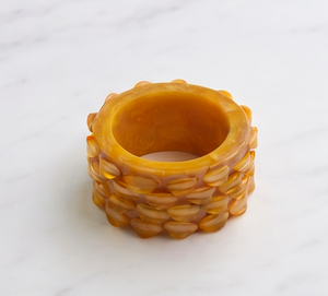 Novelty <b>Amber</b> Resin Napkin <b>Rings</b> Textured Scale Design For Elegant Table Decoration And Home Use - Product Image 5