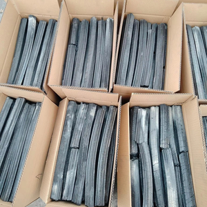 High Quality Vietnam Hardwood Sawdust <b>BBQ</b> Charcoal Briquettes <b>Smokeless</b> Low Ash Long Burning Grill Fuel Supplier - Product Image 1