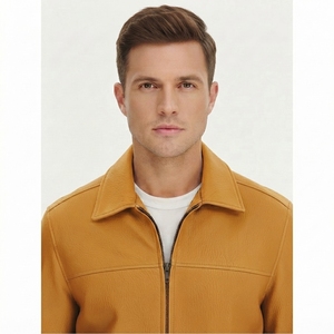 Veste en cuir décontractée pour homme avec fermeture éclair avant et poches latérales, vêtement d'extérieur classique et tendance pour les acheteurs en gros - Product Image 4