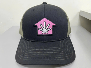 Gorras Trucker Personalizadas con Logotipo Bordado en 2D, Gorras Trucker con Malla Negra/Olivada, Fabricadas en Vietnam - Product Image 6