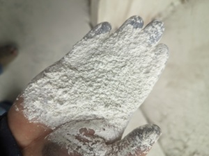 TOP QUALITY HYDRATED <b>LIME</b> FOR AIR QUALITY MANAGEMENT AND POLLUTION CONTROL CA(OH)2 MIN 90% EXPORTING TO THE PHILIPPINES, KOREA - Product Image 5