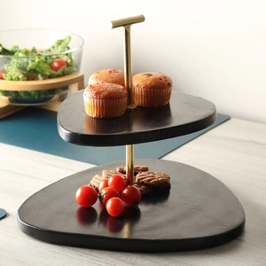Support à dessert à 2 niveaux en bois noir avec poignée en métal doré, présentoir moderne et robuste pour cupcakes, collations, fêtes, décoration - Product Image 1
