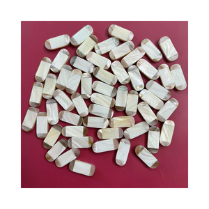 Reposapalillos de nácar estilo japonés Helen, soporte para palillos con diseño de perlas, varios estilos - Product Image 1