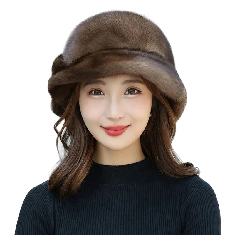قبعة حقيقية من نوع Edamame للفتيات قبعة نسائية ناعمة سميكة من الفراء قبعة نسائية أنيقة للشتاء في الهواء الطلق قبعة دافئة مقاومة للرياح