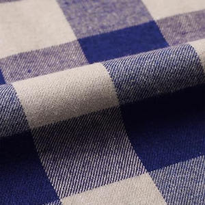 Chemise en flanelle confortable pour homme, respirante, légère, à prix raisonnable, avec des designs tendance. - Product Image 6