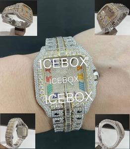 Reloj de Pulsera Cuadrado de Acero Inoxidable con Esfera de Cristal, Totalmente Adornado con Moissanita, Cierre de Pulsera de Acero Inoxidable, Resistente al Agua 10 Bar - Product Image 4