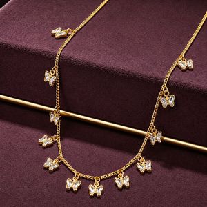 Collar con Colgante de Mariposa Chapado en Oro de 18K con Perla de Imitación y Circonita para Mujer - Product Image 3