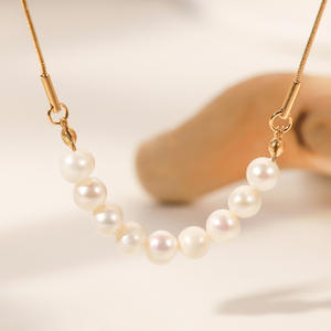 French Retro Style Simple <b>Necklace</b> for Women High-End Bone <b>Chain</b> <b>Fashionable</b> Versatile Freshwater Pearl Design - Product Image 1