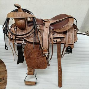 Silla de montar occidental de cuero artesanal de alta calidad personalizable con asiento cómodo de Adeefa Enterprises - Product Image 2