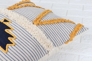 Housse de coussin carrée à franges, texture tuftée à la main, bleu et ivoire, style bohème, pour canapé, décoration intérieure - Product Image 2