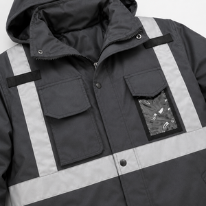 Veste de travail industrielle personnalisée en polyester unisexe, haute visibilité, panneaux réfléchissants, capuche, porte-carte d'identité, poches à rabat sécurisées - Product Image 4