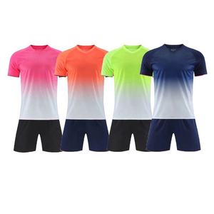 Uniforme de Fútbol Americano Personalizado 2026, Unisex, de Alta Calidad, Transpirable, de Secado Rápido, con Estampado Animal, 100% Poliéster - Product Image 1
