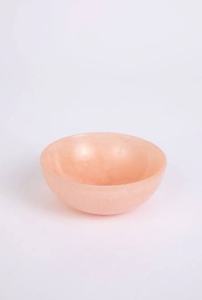 Bol de luxe artisanal indien en résine, fabriqué ici, pour la décoration de dîners, mariages, événements et fêtes. - Product Image 3