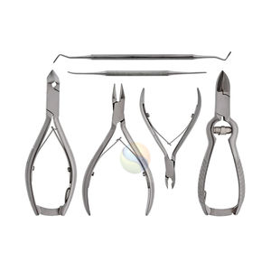 Tijeras Profesionales de Acero Inoxidable para Cutículas, 7mm, Punta Afilada, Herramienta para Manicura y Pedicura (Empaquetado en Caja), Corte de Uñas Premium - Product Image 5