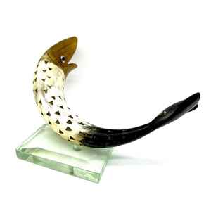 Adorno Decorativo de Aves de Cuerno Hecho a Mano para Estantes, Mesas de Centro y Vitrinas a Bajo Costo - Elegante Aves de Cuerno - Product Image 3