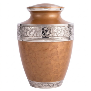 Urna funeraria de aluminio hecha a mano para cenizas de adultos, grabada a mano con acabado en esmalte verde, urnas conmemorativas para cremación. - Product Image 5