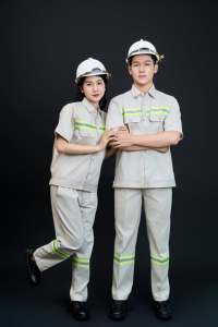 ชุดยูนิฟอร์มทำงานแบบมองเห็นได้ชัดเจนสำหรับผู้ชาย แขนยาว ผ้า TC |   ทนทาน สวมใส่สบาย ระบายอากาศได้ดี ป้องกันรอยยับ FMF เวียดนาม - Product Image 2