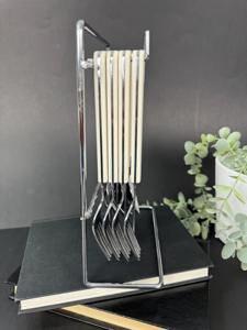 Moderno soporte colgante para cubiertos con estante metálico, ideal para mesa de comedor, encimera de cocina, cafetería y restaurante, organizador de utensilios. - Product Image 2