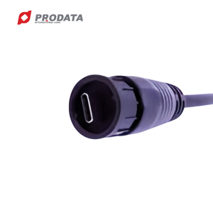 Câble de prise USB Type C robuste et étanche avec protection IP68/IP67 pour la positionnement GPS, l'utilisation industrielle et médicale en extérieur - Product Image 1