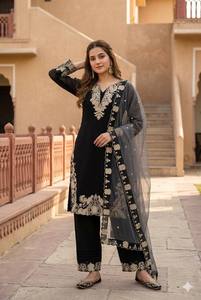 Ensemble élégant Kurti et pantalon brodé pour femme – Tenue ethnique de créateur avec dupatta en tulle |   Collection de vêtements de fête - Product Image 3