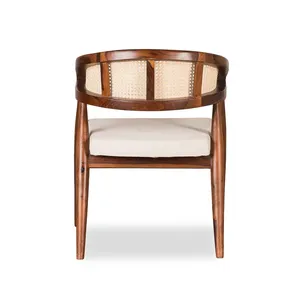 Sillón Vintage de Madera con Respaldo de Mimbre Tejido a Mano y Asiento de Tela Crema, Mueble Elegante para Sala de Estar - Product Image 2