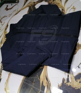 Chaqueta de Invierno Casual para Hombre, Color Azul Marino, Cuello Alto, Cierre de Cremallera, Resistente al Viento, Largo Regular, Color Sólido - Product Image 3