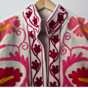 <b>Women</b>’s Floral Embroidered <b>Jacket</b> with Artistic Pattern and Stand Collar - Product Image 3