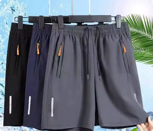 Shorts de sport d'été pour hommes en soie glacée, séchage rapide, taille élastique, coupe ample, 5 points, couleur unie, décontracté, pour la plage, vente en gros - Product Image 5