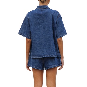 ชุดเซ็ตสองชิ้นสำหรับผู้หญิง สไตล์สตรีทแฟชั่น ฤดูใบไม้ผลิ 2026 เสื้อแจ็คเก็ตแขนสั้นสีพื้น พร้อมกระโปรงยีนส์ - Product Image 5