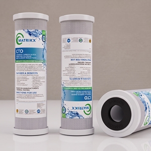 Charbon actif en coque de noix de coco de 10 pouces pour une filtration haute capacité, matériau certifié NSF, filtre à eau de qualité supérieure - Product Image 1