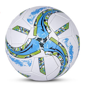 ลูกฟุตบอล PU คุณภาพสูงสำหรับผู้ใหญ่ เย็บด้วยเครื่องจักร วัสดุ PVC สำหรับการฝึกซ้อมและการแข่งขันกีฬา - Product Image 3