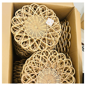 Set de table rustique en rotin |   Fibre naturelle tissée à la main |   Lavable et durable pour une utilisation quotidienne - Product Image 1