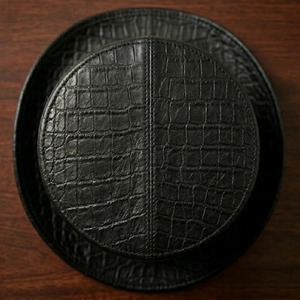 Sombrero de Cuero Premium con Diseño de Cartola, Elegante Accesorio para Fiestas, Eventos, Fotografía y Colecciones de Disfraces - Product Image 4