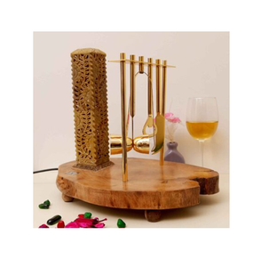 Juego de herramientas de bar con soporte de madera de diseño Royal y barra de latón con baño de oro, juego completo de herramientas de bar de excelente calidad al mejor precio. - Product Image 1