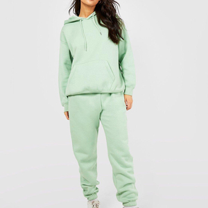 Conjunto Deportivo con Capucha para Mujer, Color Verde Menta, Corte Holgado, Sudadera y Pantalones Largos, Color Sólido, Bolsillos Laterales, 100% Algodón - Product Image 1