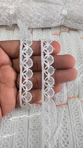 Tela Bordada de Poliéster/Algodón Importada, Ecológica, con Patrón Floral, Estilo Elegante, Calidad Duradera - Product Image 3