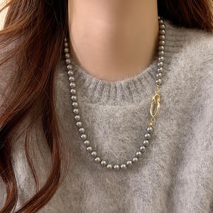 Collier haut de gamme pour femme, version coréenne, en chanvre gris perlé, avec chaîne grand format de luxe discret pour pulls - Product Image 1