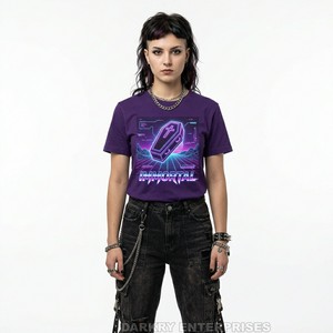 Fabricant de T-shirts personnalisés pour femmes, T-shirt graphique Neon Coffin Synthwave, 100% coton, hauts pour femmes en violet, Retrowave Cyber OEM Factory - Product Image 1