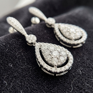 Boucles d'oreilles pendantes plaquées or 14 carats Raamaa avec diamants de laboratoire VS EF en forme de poire, double halo, goutte d'eau - Product Image 4