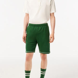 Pantalones cortos deportivos de baloncesto para hombre, ligeros, de tela satinada sólida, cintura media elástica, de secado rápido, para gimnasio, correr, baloncesto y senderismo. - Product Image 3