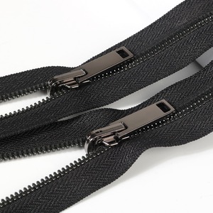 Fermeture éclair en résine plastique écologique de 80 cm n° 5 avec tête rotative, à glissière libre, couleur bronze brillant, à dents en Y, pour bagages - Product Image 1
