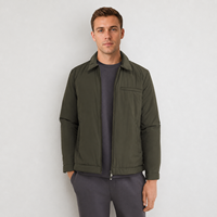 Expédition rapide, faible MOQ, veste polyvalente en stock, coupe-vent de luxe avec fermeture éclair sur le devant pour le camping, les voyages, le quotidien, veste pour homme