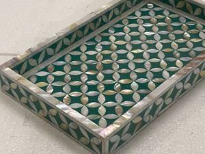 Bandeja de Servir de Diseño Clásico de Lujo con Incrustaciones de Hueso, Resina y MDF, con Asa de Metal Pulido, para Bodas, a Precio Económico - Product Image 6