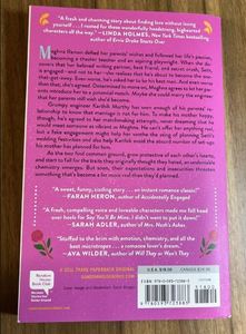 Dile que serás mía de Naina Kumar, libro en tapa blanda. Una novela romántica contemporánea y sentida sobre el amor, el destino y las segundas oportunidades. - Product Image 6
