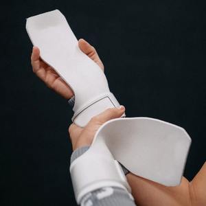 Protège-mains en cuir durable de haute qualité pour l'haltérophilie, l'entraînement physique et la musculation - Product Image 5