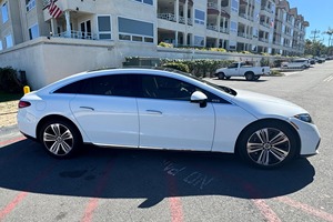 Mercedes-Benz E-QS 450+ Sedán 2022 - Product Image 5